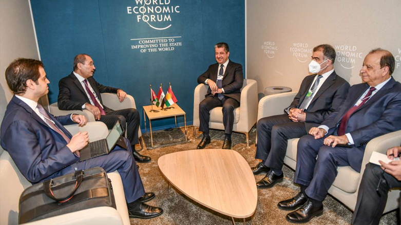 Kurdistan Region Prime Minister Masrour Barzani meeting with Jordanian Deputy Prime Minister and Minister of Foreign Affairs and Expatriates Ayman Safadi at the World Economic Forum in Davos, Switzerland, May 24, 2022 (Photo: KRG)